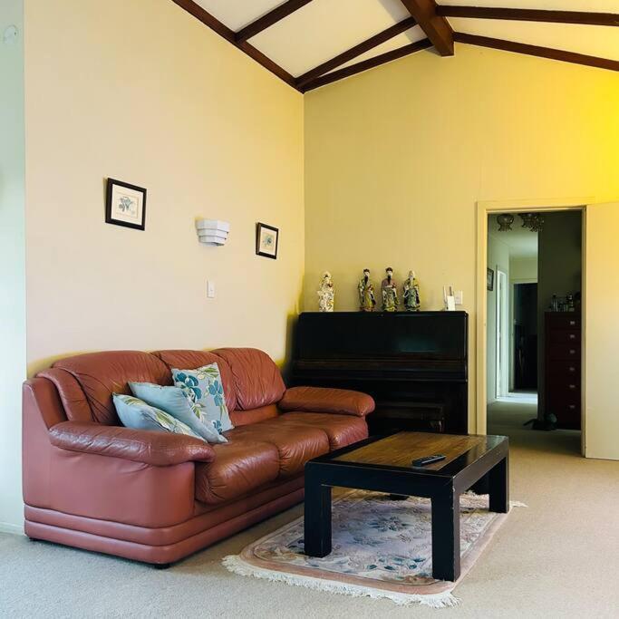 Peaceful Green Bay Charmer Auckland Exterior foto